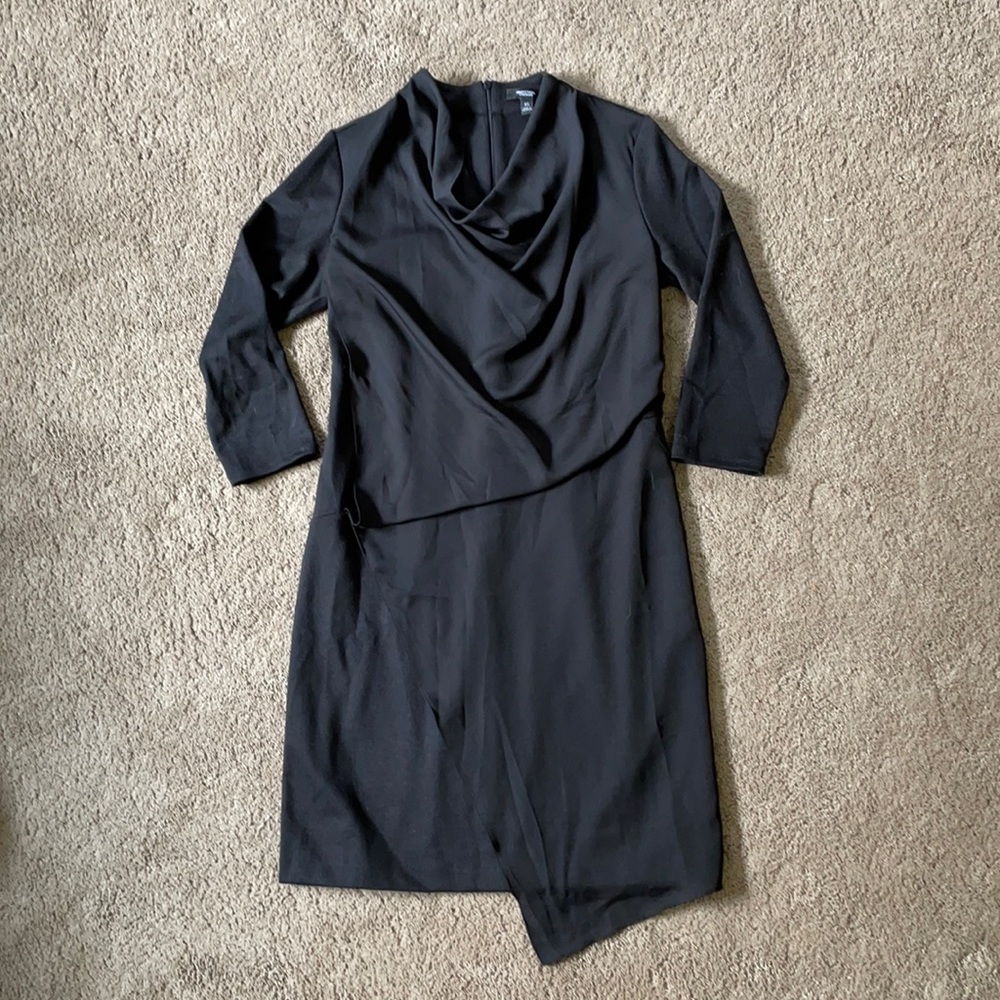 Simply Vera long sleeve black dress, size XS.